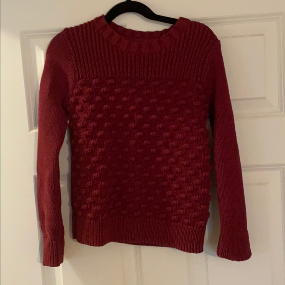 Gap sweater